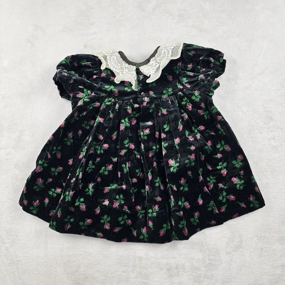Emily Brooks good used
